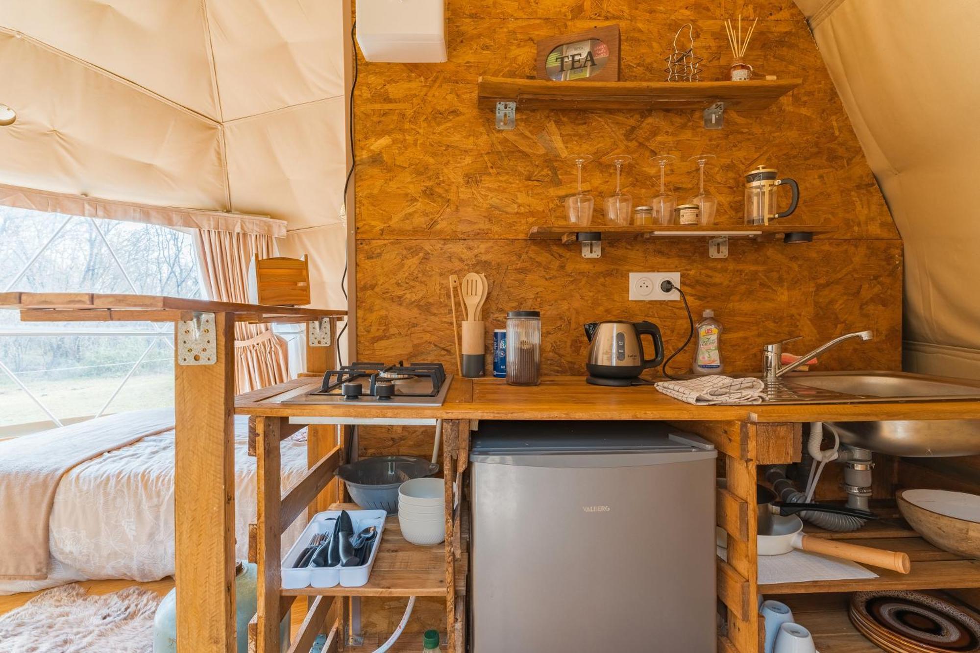 La Cabane Aux Chevaux Varages Bagian luar foto